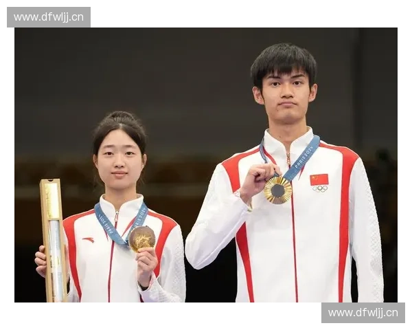 聚焦赛场风云解析体育热点背后的竞技精神与时代力量传承荣耀梦想